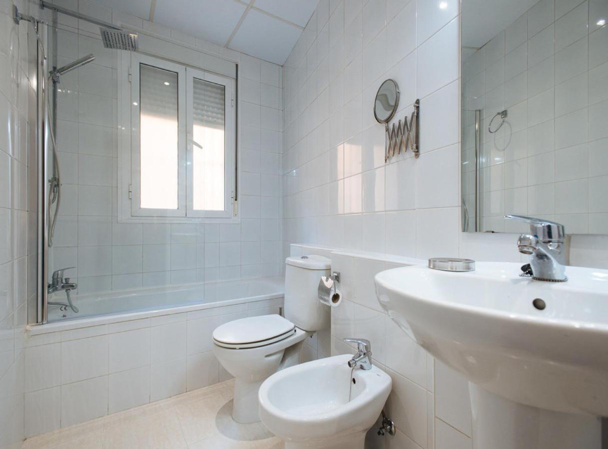 Sol Suite Apartment With Garden Sevilla Eksteriør billede